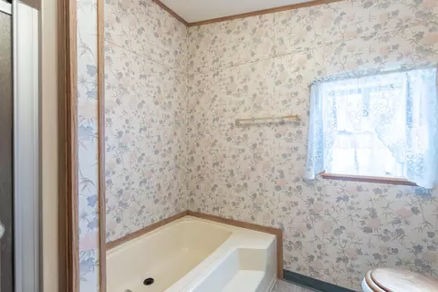 720 Little Deer Ln, Redding, CA 96003 photo 8