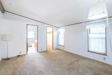 720 Little Deer Ln, Redding, CA 96003 photo 6