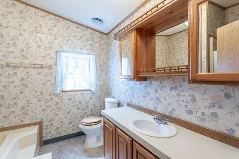 720 Little Deer Ln, Redding, CA 96003 photo 7