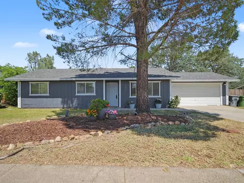 861 Redwood Blvd, Redding, CA 96003