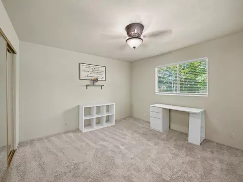Bedroom - 861 Redwood Blvd, Redding, CA 96003 photo 2 of 2