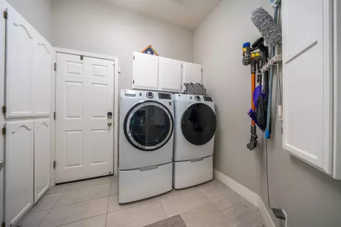 Other - 2280 Cumberland Dr, Redding, CA 96001 photo 10 of 14