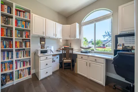 Other - 2280 Cumberland Dr, Redding, CA 96001 photo 9 of 14