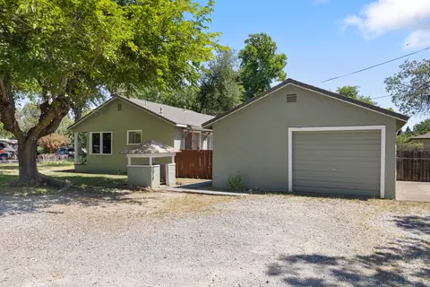 Exterior - 3475 Nicolet Ln, Redding, CA 96001 photo 6 of 8