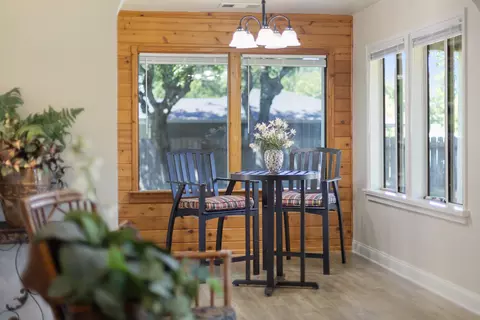 Dining - 3475 Nicolet Ln, Redding, CA 96001 photo 2 of 2