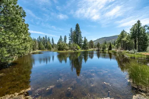19031 Old State Hwy, Macdoel, CA 96058