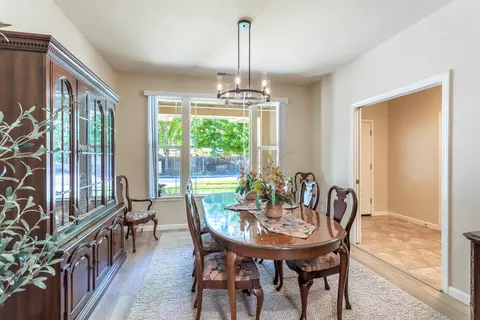 Dining - 10 Cinder Cone Loop, Chico, CA 95973 photo 2 of 2