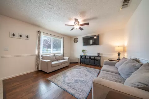 Living - 710 Melton Ct, Red Bluff, CA 96080 photo 2 of 2
