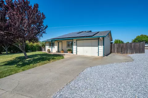 Exterior - 710 Melton Ct, Red Bluff, CA 96080 photo 3 of 14