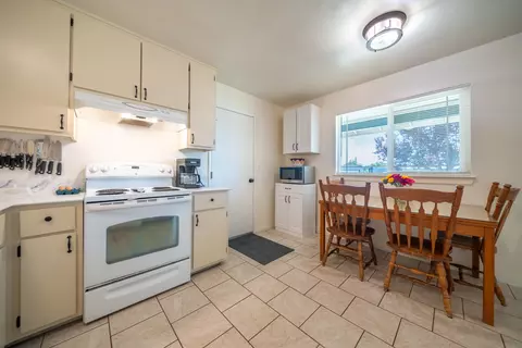 Kitchen - 710 Melton Ct, Red Bluff, CA 96080 photo 1 of 3