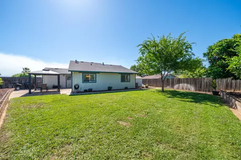 Exterior - 710 Melton Ct, Red Bluff, CA 96080 photo 11 of 14