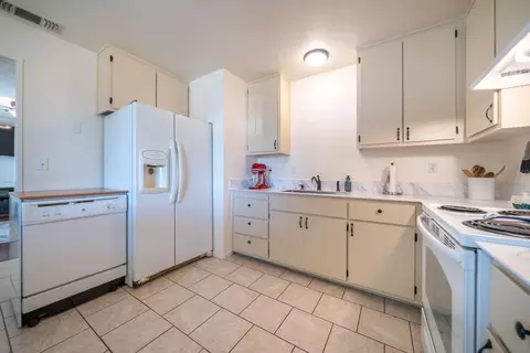 Kitchen - 710 Melton Ct, Red Bluff, CA 96080 photo 3 of 3