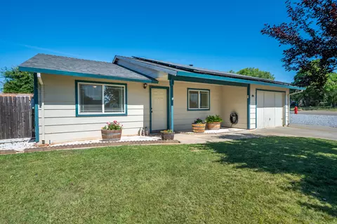 Exterior - 710 Melton Ct, Red Bluff, CA 96080 photo 2 of 14