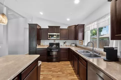 1656 School St, Anderson, CA 96007 photo 7