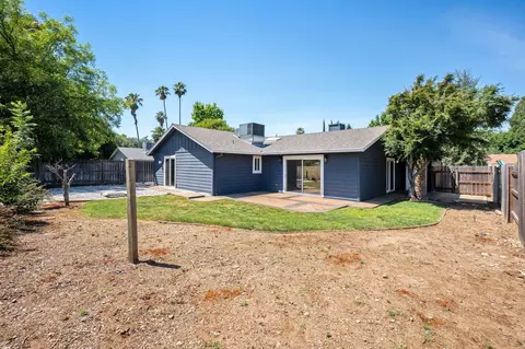 366 Newport Dr, Redding, CA 96001 photo 27