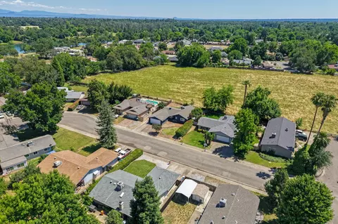 366 Newport Dr, Redding, CA 96001 photo 34