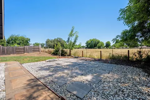 366 Newport Dr, Redding, CA 96001 photo 30