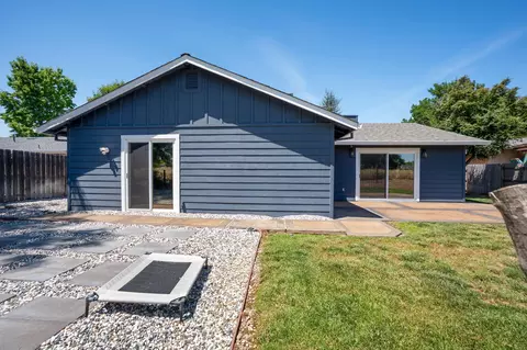366 Newport Dr, Redding, CA 96001 photo 28