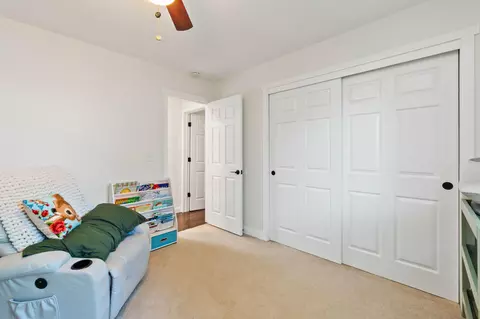 366 Newport Dr, Redding, CA 96001 photo 21