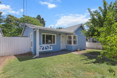 2829 Leland Ave, Redding, CA 96001