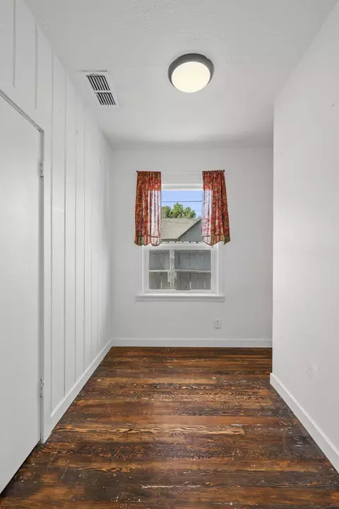Bedroom - 2829 Leland Ave, Redding, CA 96001 photo 3 of 6