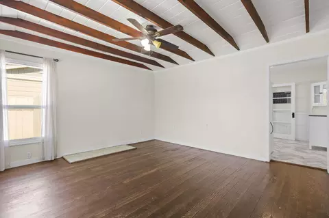 Living - 2829 Leland Ave, Redding, CA 96001 photo 3 of 3
