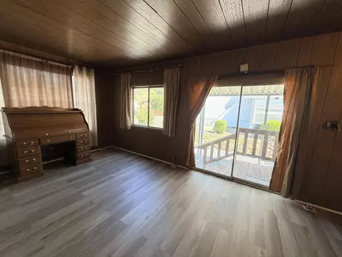 1449 Menomenee Ln, Redding, CA 96003 photo 11