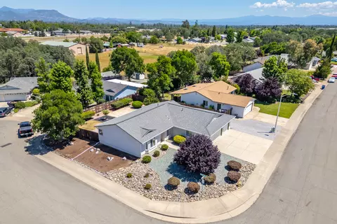 View/Area - 1720 Stetson Way, Redding, CA 96003 photo 3 of 4