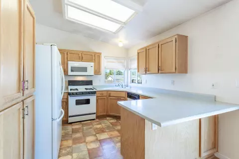 Kitchen - 1720 Stetson Way, Redding, CA 96003 photo 1 of 1
