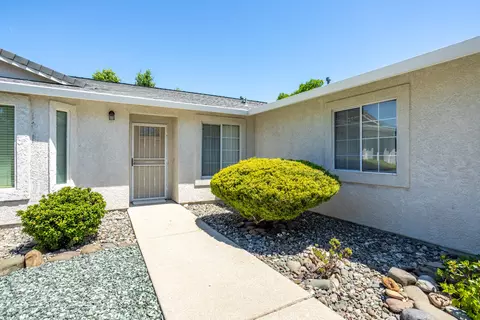Exterior - 1720 Stetson Way, Redding, CA 96003 photo 2 of 7
