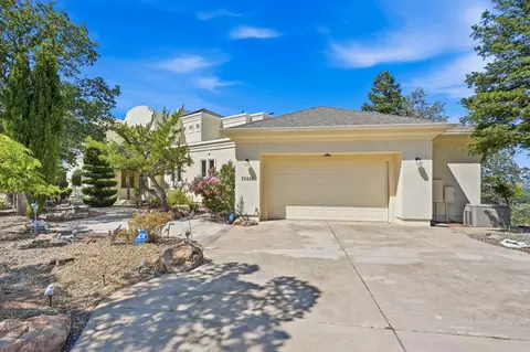 22430 Blue Lake Pl, Cottonwood, CA 96022