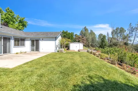 Exterior - 1368 Grouse Dr, Redding, CA 96003 photo 9 of 14