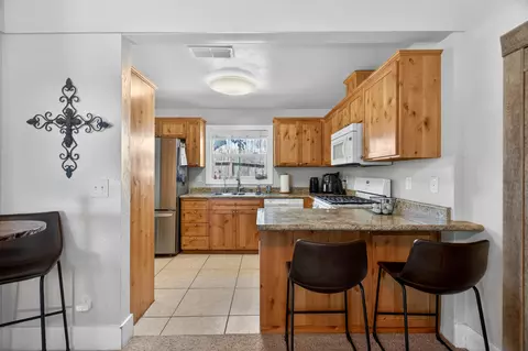 Kitchen - 2405 Butte St, Redding, CA 96001 photo 1 of 3