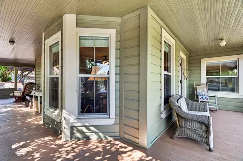 Exterior - 2405 Butte St, Redding, CA 96001 photo 17 of 18