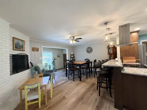 1405 Robinson Dr, Red Bluff, CA 96080 photo 5