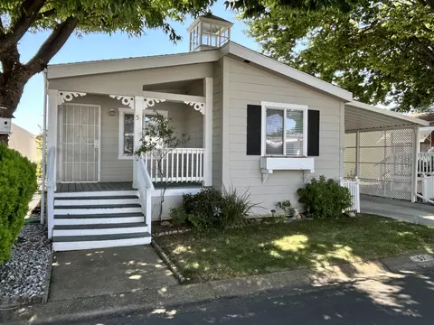 20350 Hole In 1 Dr, Redding, CA 96002