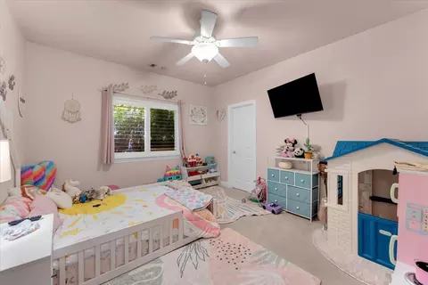 Bedroom - 2372 Tradition Way, Redding, CA 96001 photo 6 of 7