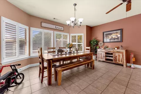 Dining - 2372 Tradition Way, Redding, CA 96001 photo 2 of 2