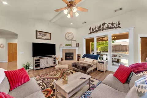 Living - 2372 Tradition Way, Redding, CA 96001 photo 1 of 3