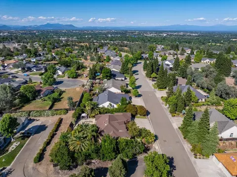 View/Area - 2372 Tradition Way, Redding, CA 96001 photo 6 of 9