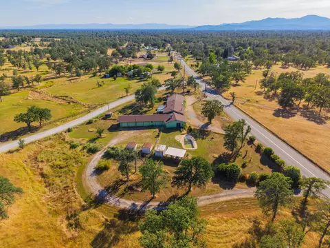 View/Area - 22189 Old Alturas Rd, Redding, CA 96003 photo 10 of 20