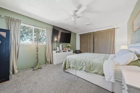 Bedroom - 22189 Old Alturas Rd, Redding, CA 96003 photo 2 of 4
