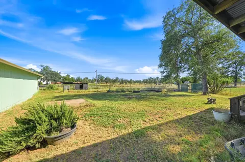 Exterior - 22189 Old Alturas Rd, Redding, CA 96003 photo 7 of 16