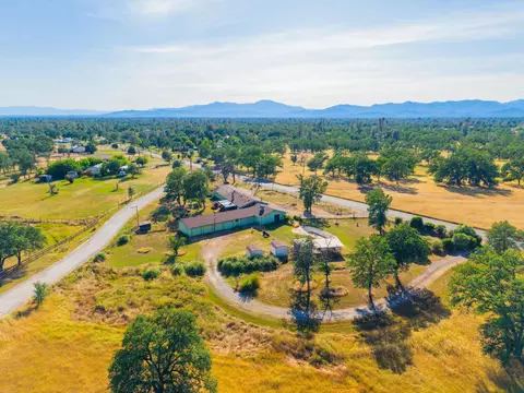View/Area - 22189 Old Alturas Rd, Redding, CA 96003 photo 12 of 20