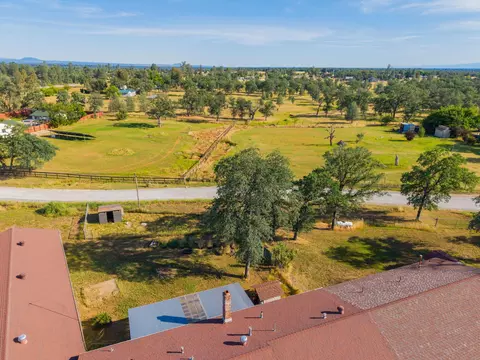 View/Area - 22189 Old Alturas Rd, Redding, CA 96003 photo 19 of 20