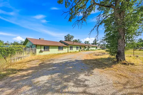 22189 Old Alturas Rd, Redding, CA 96003