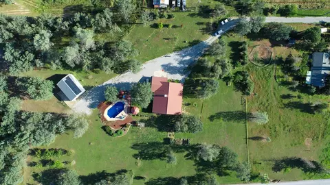 View/Area - 12075 Kern Dr, Redding, CA 96003 photo 2 of 5
