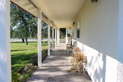 Exterior - 12075 Kern Dr, Redding, CA 96003 photo 1 of 17
