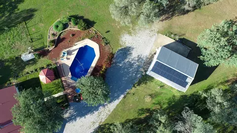 Exterior - 12075 Kern Dr, Redding, CA 96003 photo 12 of 17