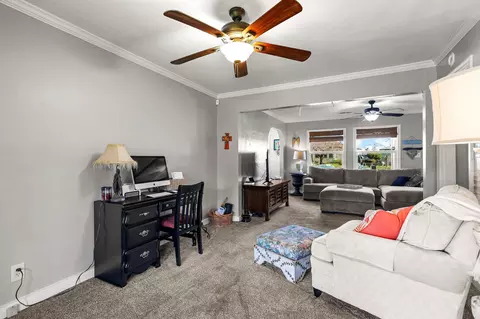 2476 California St, Redding, CA 96001 photo 4